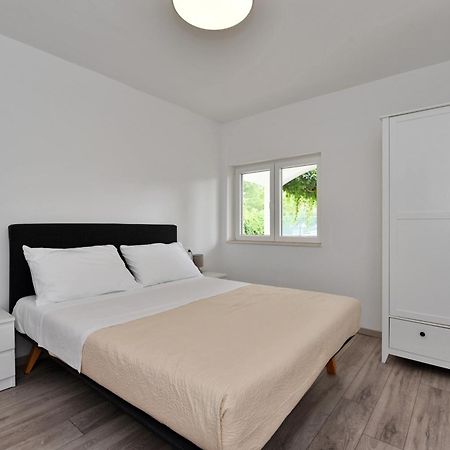 Aqua Apartments 오미스 외부 사진