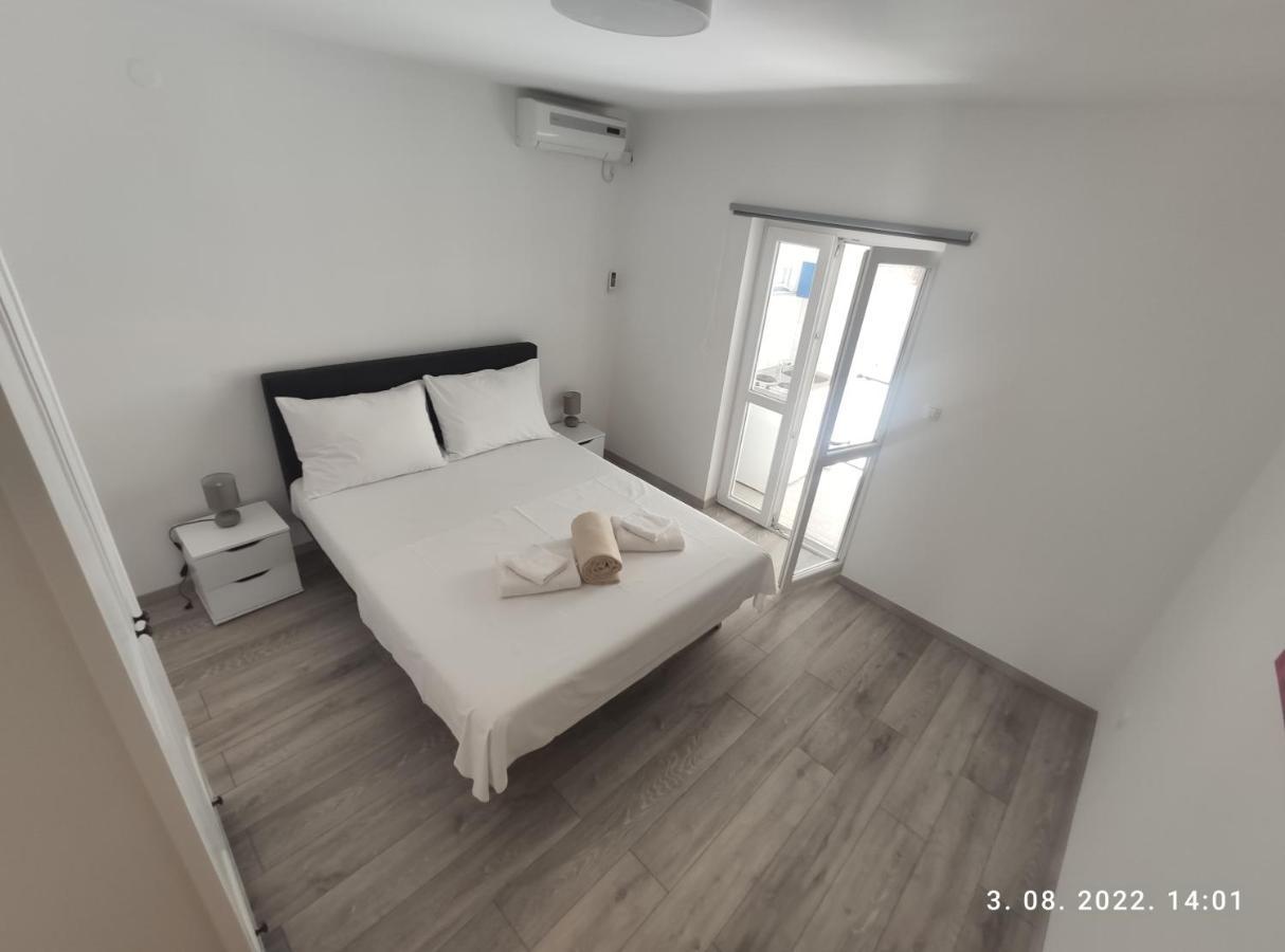 Aqua Apartments 오미스 외부 사진