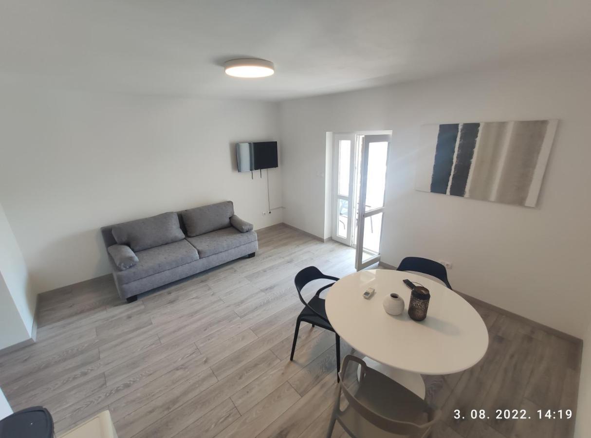 Aqua Apartments 오미스 외부 사진
