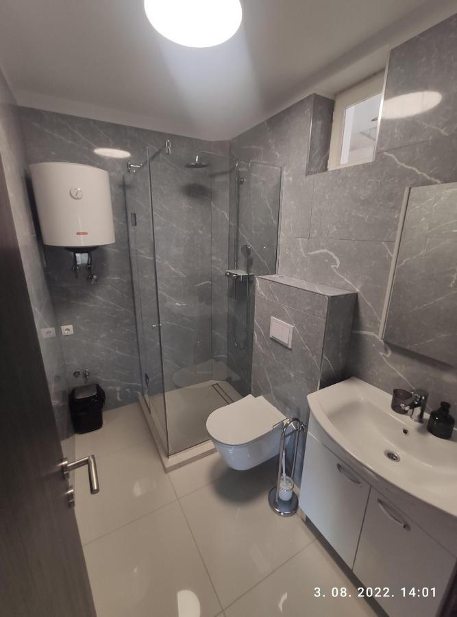 Aqua Apartments 오미스 외부 사진