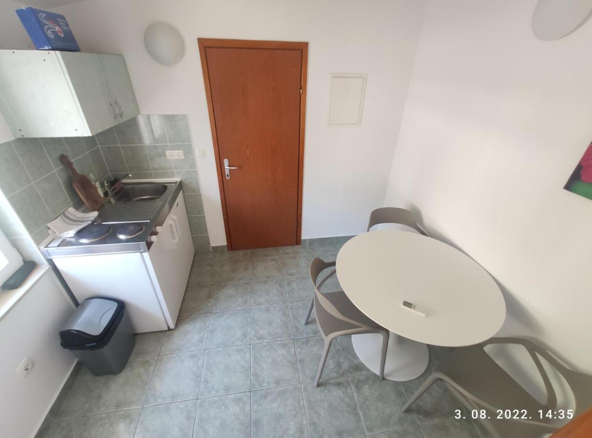 Aqua Apartments 오미스 외부 사진