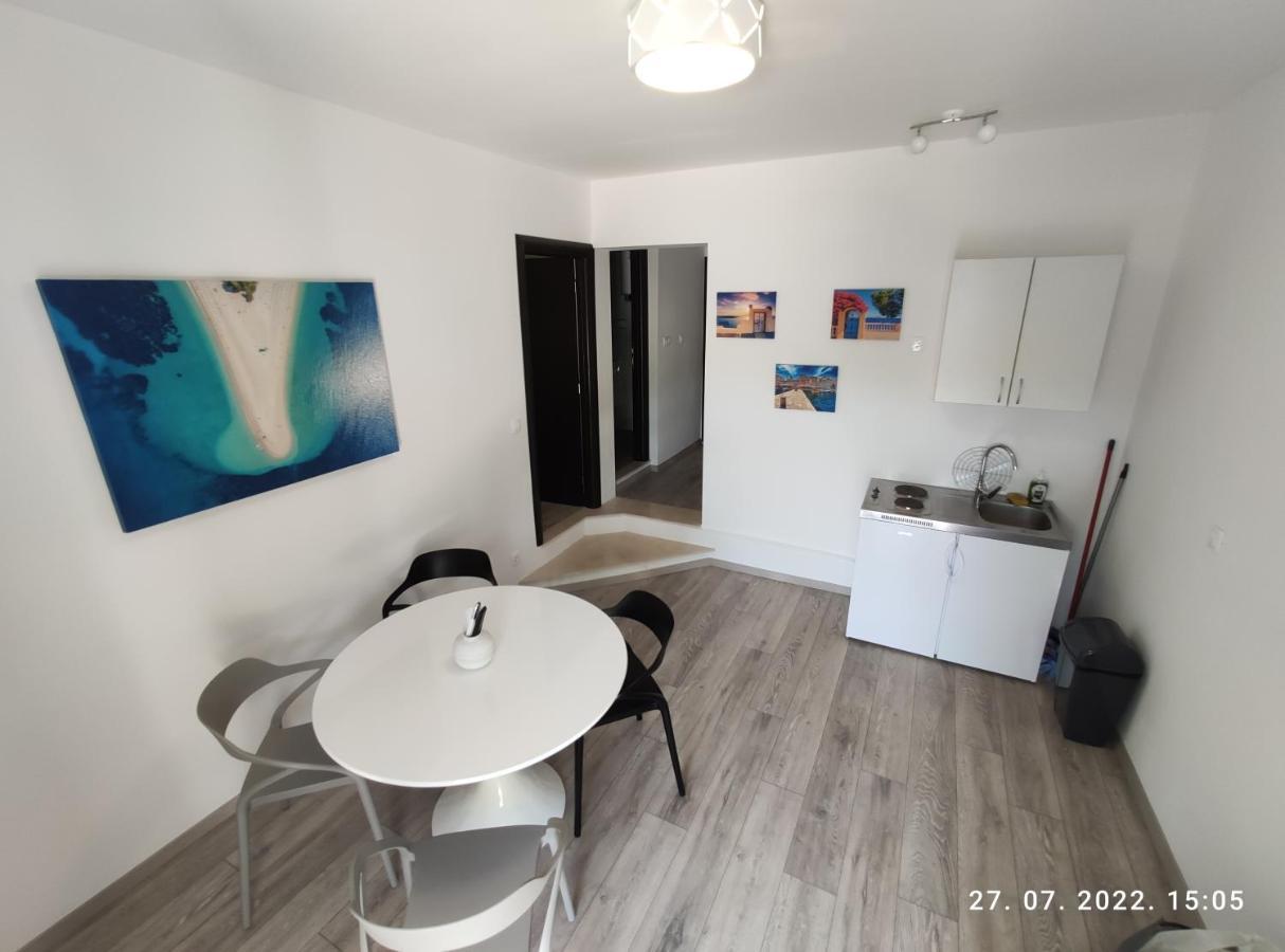Aqua Apartments 오미스 외부 사진