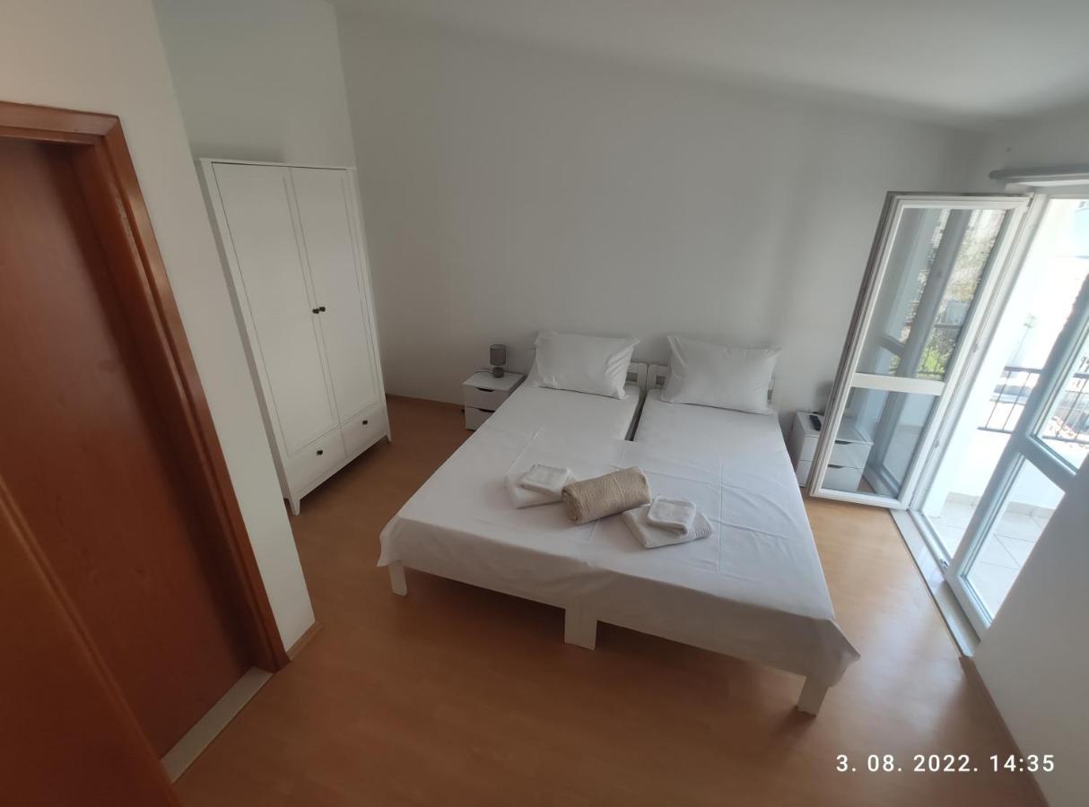 Aqua Apartments 오미스 외부 사진